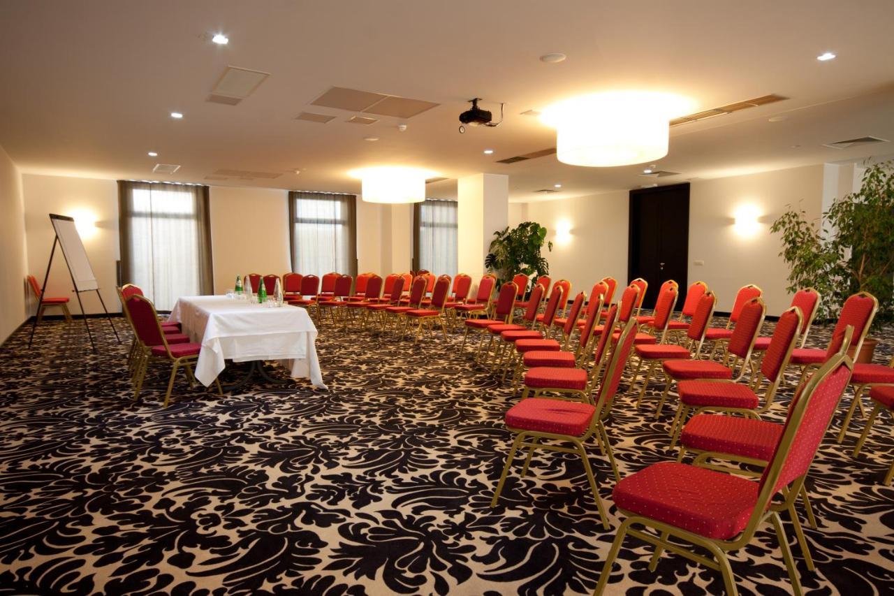 Hotel Laurus - Liburnia Opatija Bagian luar foto