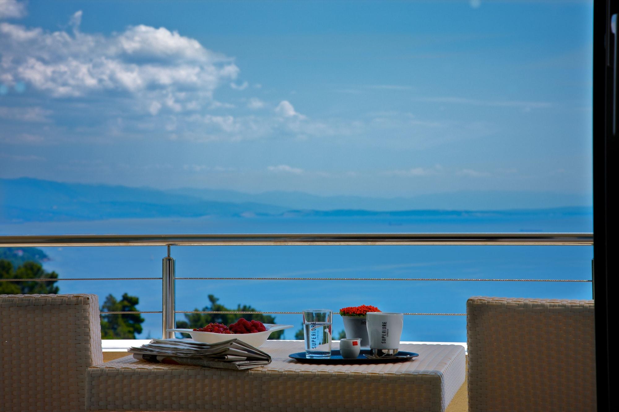 Hotel Laurus - Liburnia Opatija Bagian luar foto