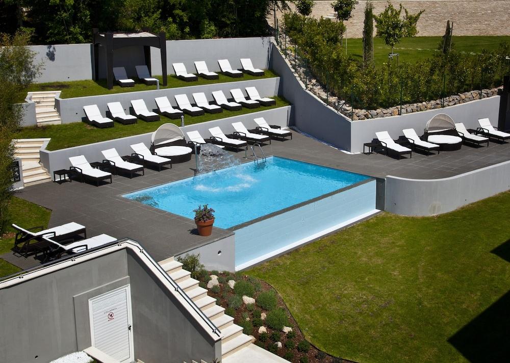 Hotel Laurus - Liburnia Opatija Bagian luar foto