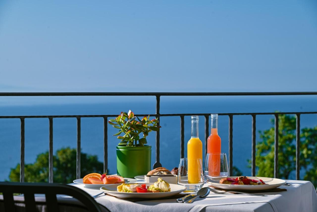 Hotel Laurus - Liburnia Opatija Bagian luar foto