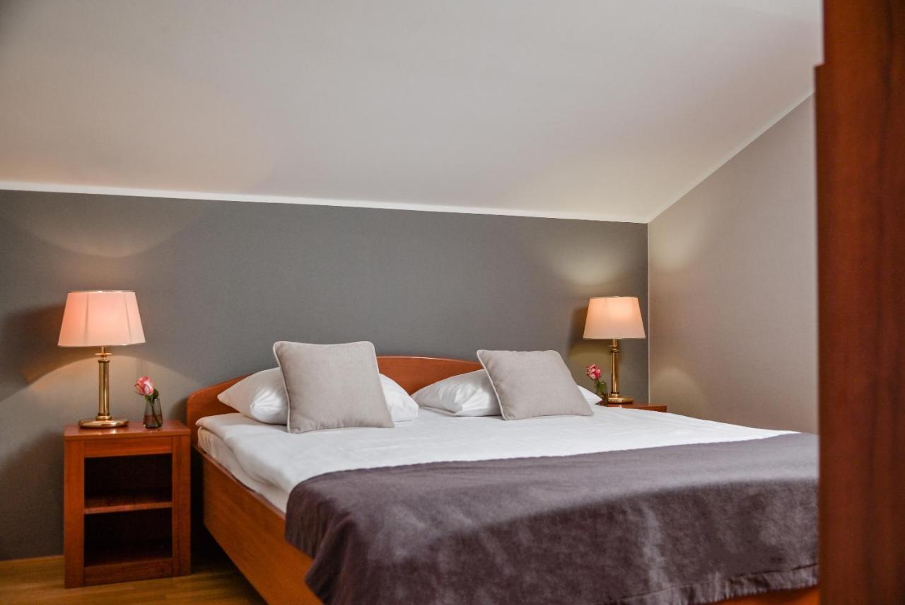 Hotel Laurus - Liburnia Opatija Bagian luar foto