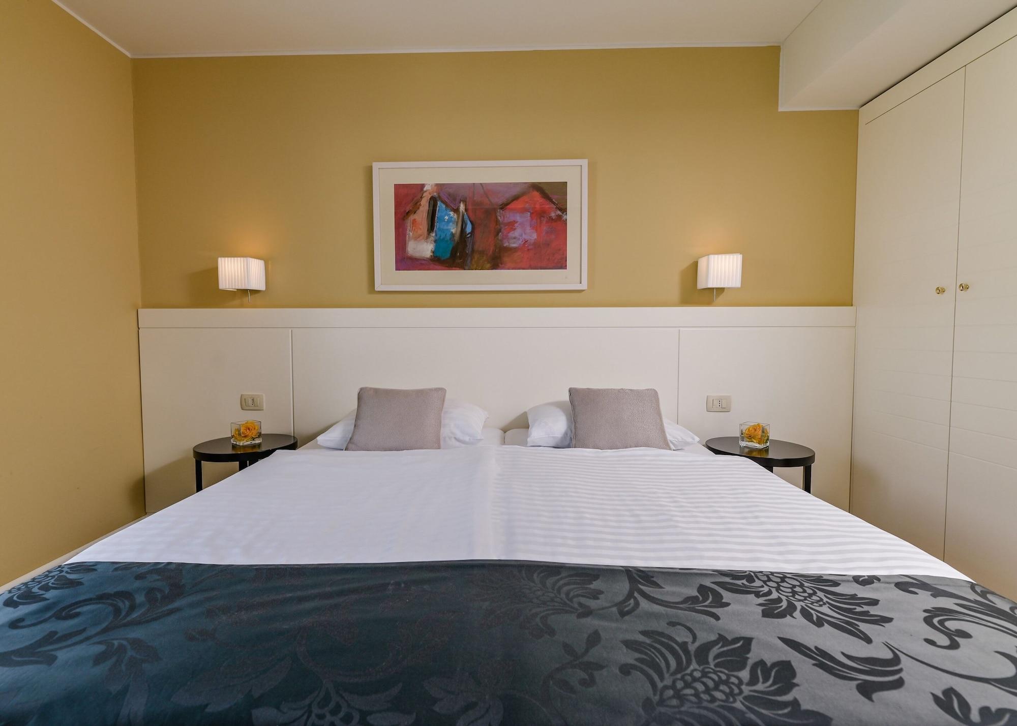 Hotel Laurus - Liburnia Opatija Bagian luar foto